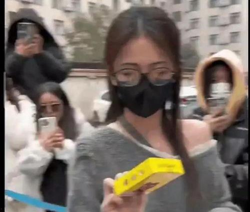 国内吃瓜爆料在哪看视频,揭秘国内热门吃瓜爆料视频平台攻略  第1张